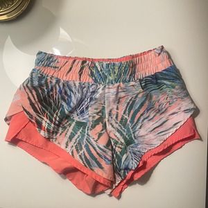 Fabletics Floral Tropical Print Running Shorts XXS